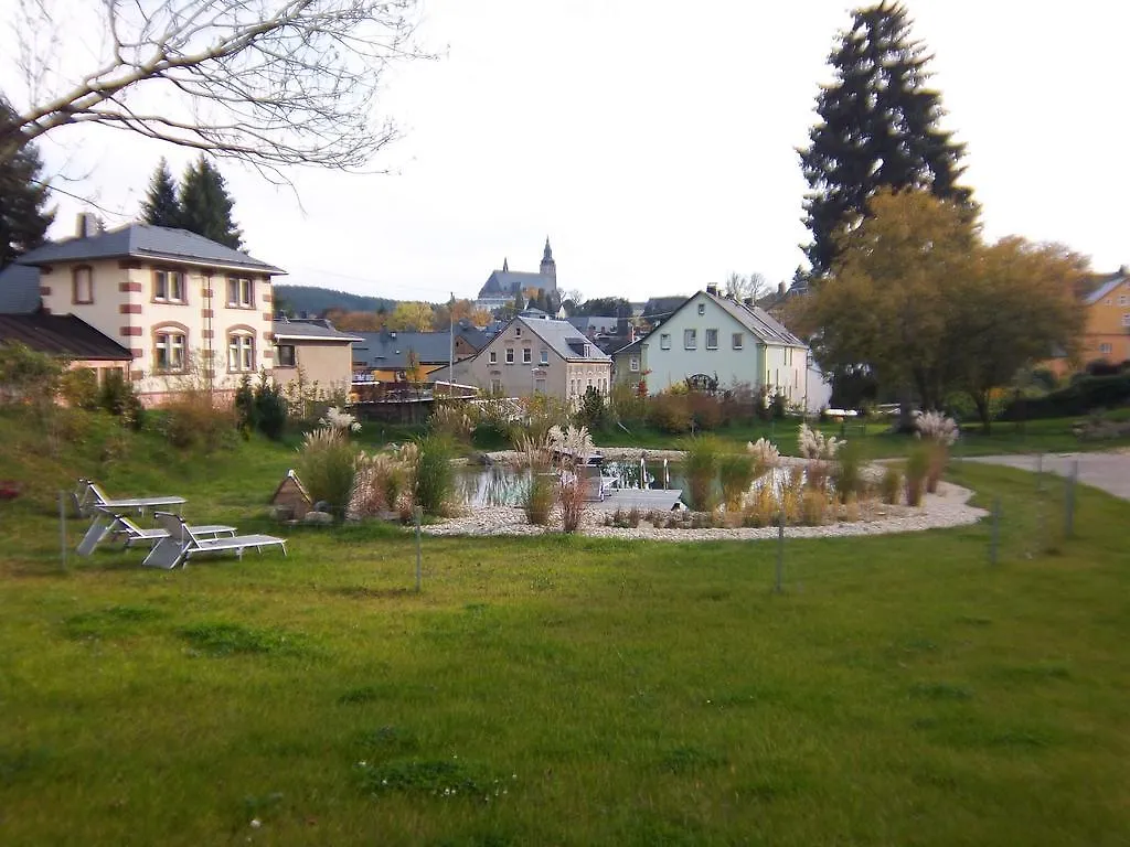 Apartment Ferienwohnungen Bochmann Schneeberg  Deutschland